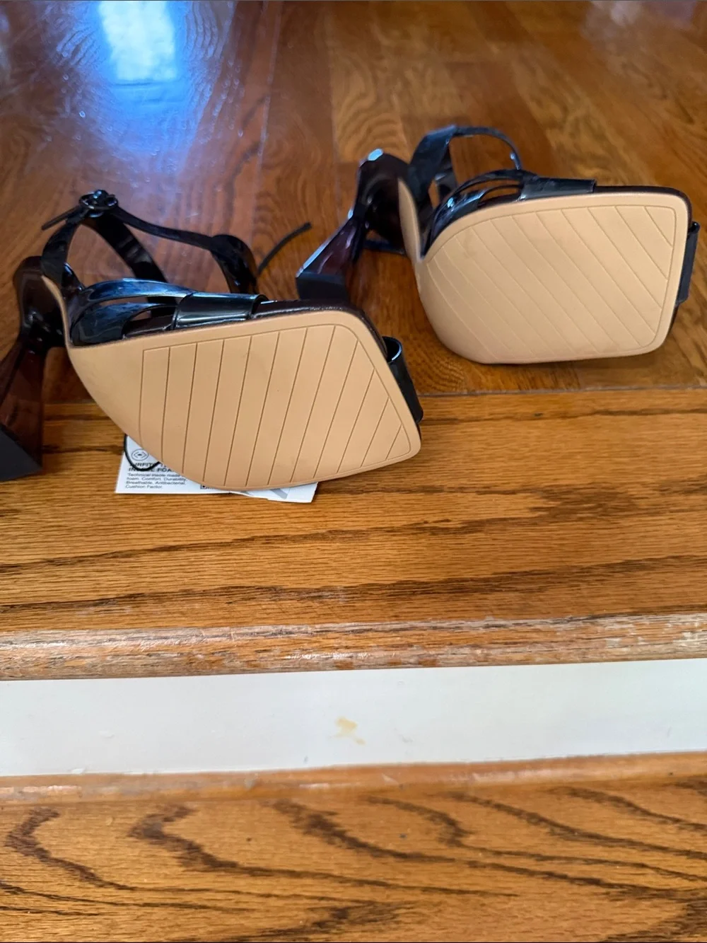 Zara NWT Women’s Brown Heel